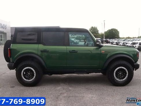 Certified 2023 Ford Bronco Badlands w/ Sasquatch Package AWD/4WD image 4