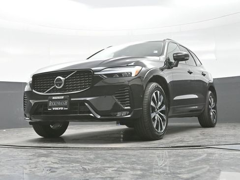 Used 2025 Volvo XC60 B5 Plus w/ Climate Package AWD/4WD image 24
