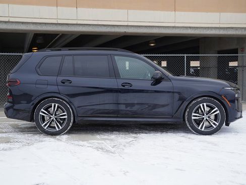 Used 2026 BMW X7 M60i AWD/4WD image 3