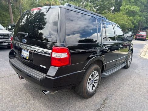 Used 2017 Ford Expedition XLT RWD image 6