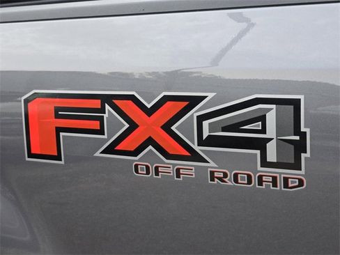 Used 2021 Ford F250 Lariat w/ Lariat Value Package image 12