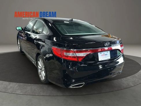 Used 2013 Hyundai Azera w/ Technology Pkg FWD image 3