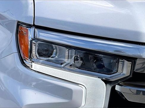 Used 2022 Chevrolet Silverado 1500 High Country w/ Z71 Off-Road Package image 33