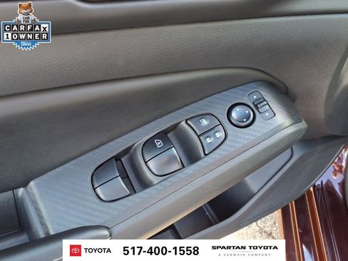 Used 2024 Nissan Altima 2.5 SV FWD image 15