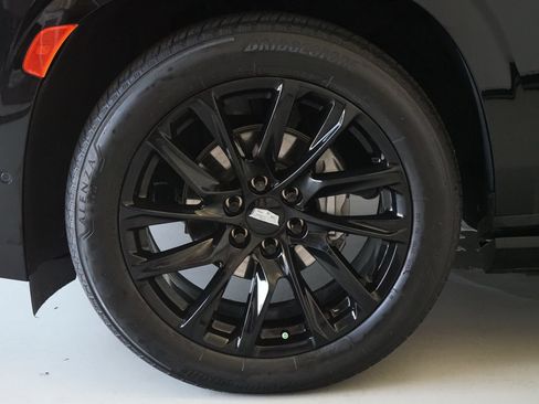 Used 2023 Cadillac Escalade Sport w/ LPO, ONYX Package RWD image 35
