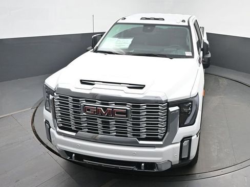 Used 2025 GMC Sierra 2500 Denali w/ Technology Package image 38