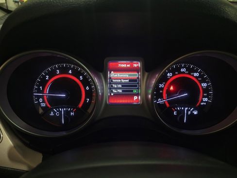 Used 2018 Dodge Journey SXT FWD image 23