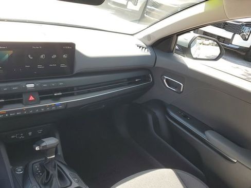 Certified 2025 Kia K4 LXS image 14