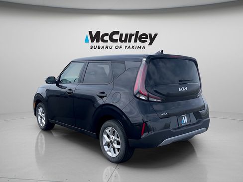 Used 2024 Kia Soul LX w/ Option Group 015 FWD image 7