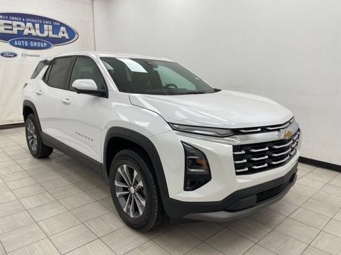 New 2026 Chevrolet Equinox LT w/ Convenience Package II image 17