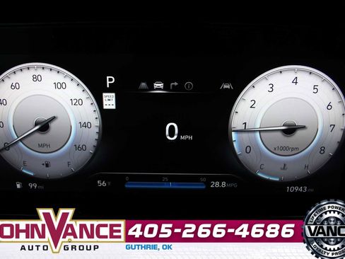 Used 2025 Hyundai Elantra SEL image 30