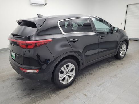 Used 2018 Kia Sportage LX image 10