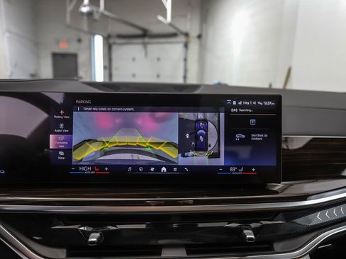 New 2026 BMW X5 xDrive50e w/ Executive Package image 18