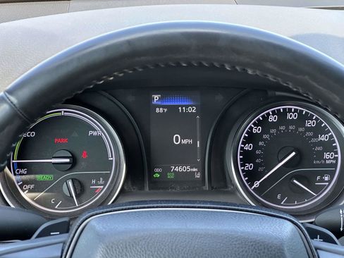 Used 2023 Toyota Camry SE w/ Protection Package (Q2) (TMS) FWD image 24