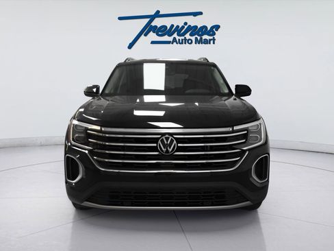Used 2024 Volkswagen Atlas SE image 4