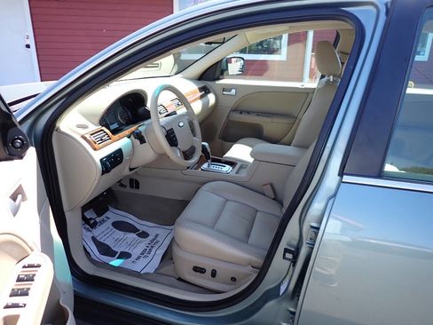 Used 2006 Ford Five Hundred SEL FWD image 7