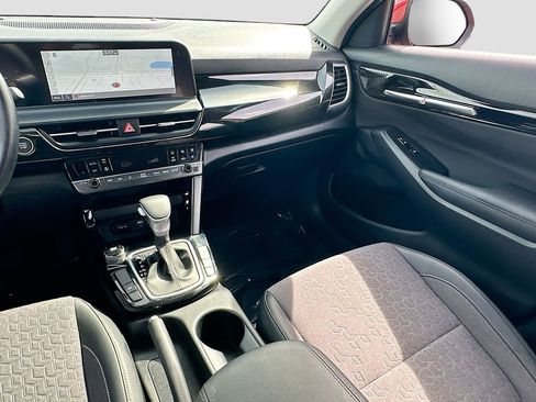 Certified 2024 Kia Seltos S FWD image 22