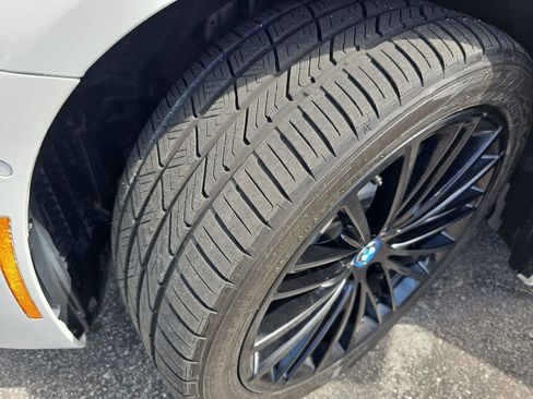 Used 2019 BMW 540i w/ Convenience Package image 38