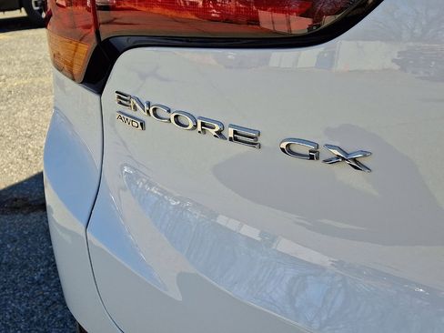 Certified 2022 Buick Encore GX Select image 24