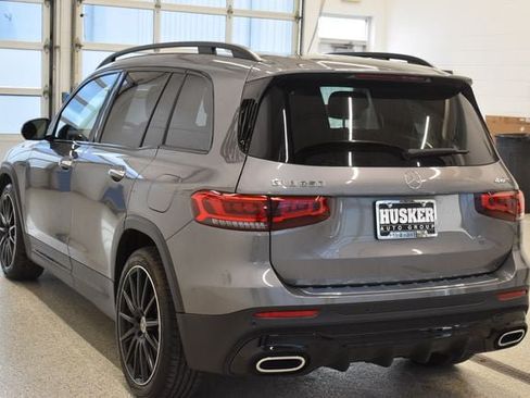 Used 2023 Mercedes-Benz GLB 250 4MATIC image 10