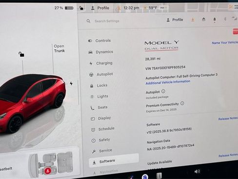Used 2023 Tesla Model Y Performance image 32