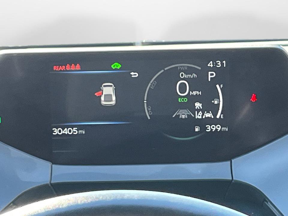 Used 2025 Toyota Prius XLE FWD image 11
