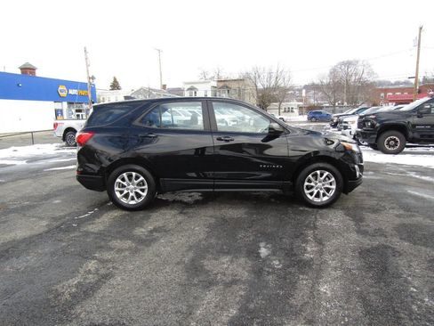 Used 2021 Chevrolet Equinox LS image 8