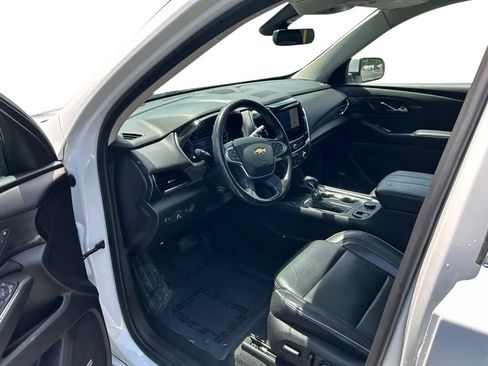 Used 2021 Chevrolet Traverse High Country AWD/4WD image 14