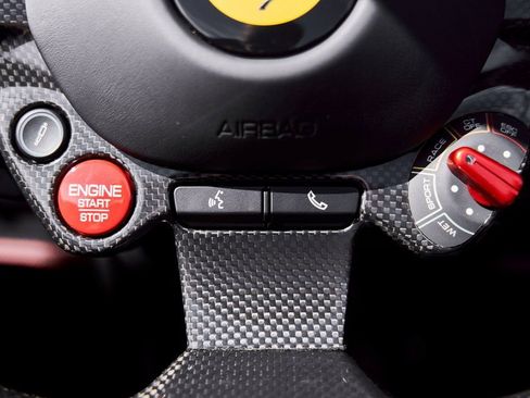Used 2022 Ferrari F8 Tributo image 62