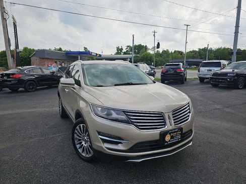 Used 2017 Lincoln MKC Reserve w/ Lincoln MKC Climate Package image 3
