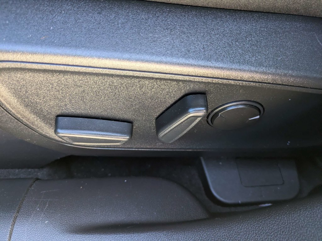 Certified 2023 Ford Escape Active FWD image 21