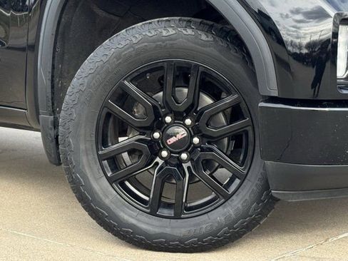 Used 2022 GMC Sierra 1500 Elevation w/ Preferred Package image 32