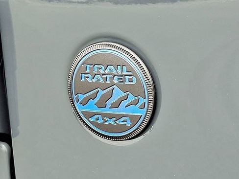 Used 2025 Jeep Wrangler Unlimited Sahara w/ Safety Group AWD/4WD image 31