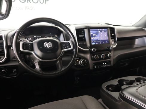 Used 2022 RAM 2500 Big Horn AWD/4WD image 2
