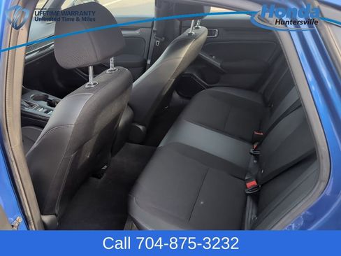 Used 2023 Honda Civic Sport image 14