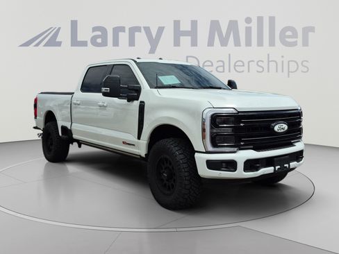 Used 2026 Ford F250 Platinum AWD/4WD image 7