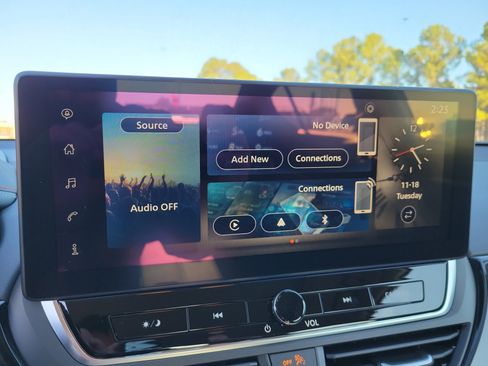 New 2025 Nissan Altima 2.5 SR w/ SR Premium Package image 21