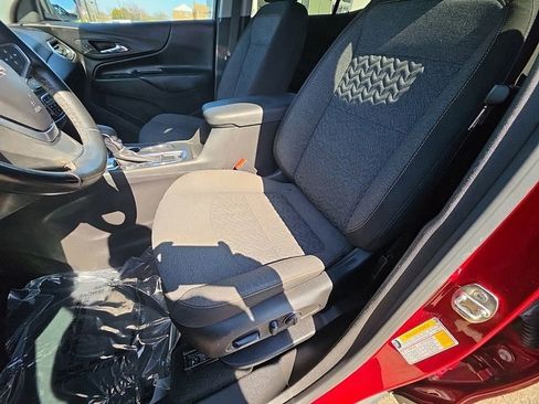 Used 2023 Chevrolet Equinox LT AWD/4WD image 23