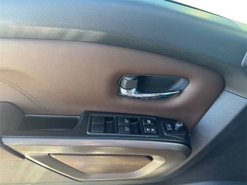Used 2023 Nissan Titan Platinum Reserve w/ Moonroof Package image 23