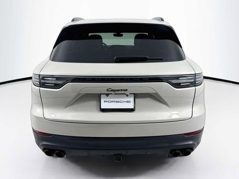 Certified 2023 Porsche Cayenne AWD/4WD image 10