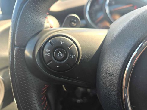 Used 2019 MINI Cooper S w/ Premium Package FWD image 31