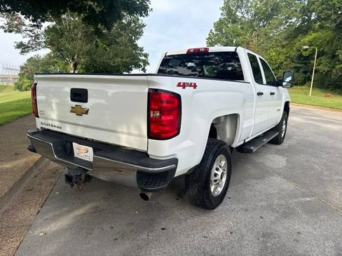Used 2018 Chevrolet Silverado 2500 W/T w/ WT Convenience Package AWD/4WD image 7
