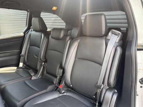 Used 2023 Honda Odyssey Sport image 14
