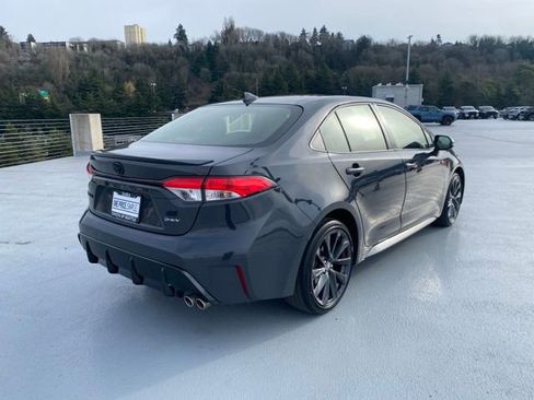 Certified 2025 Toyota Corolla SE image 12