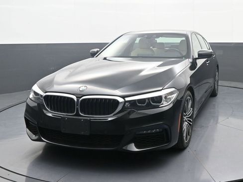 Used 2020 BMW 540i xDrive image 1