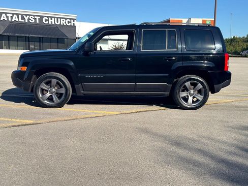 Used 2015 Jeep Patriot High Altitude image 8