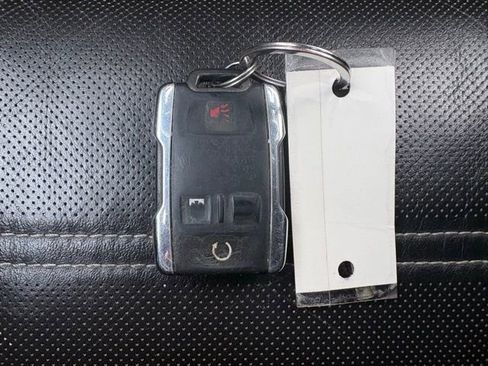 Used 2015 GMC Sierra 2500 Denali image 25