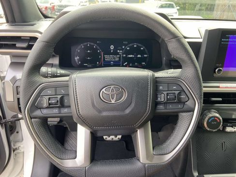 Used 2025 Toyota Tacoma TRD Sport RWD image 34