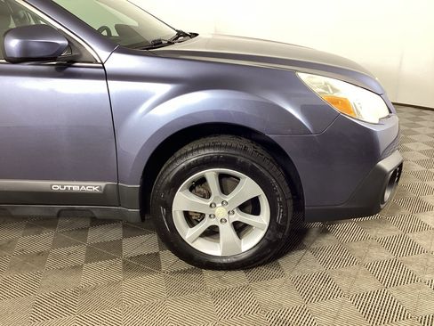 Used 2014 Subaru Outback 2.5i Premium w/ Moonroof Package AWD/4WD image 7