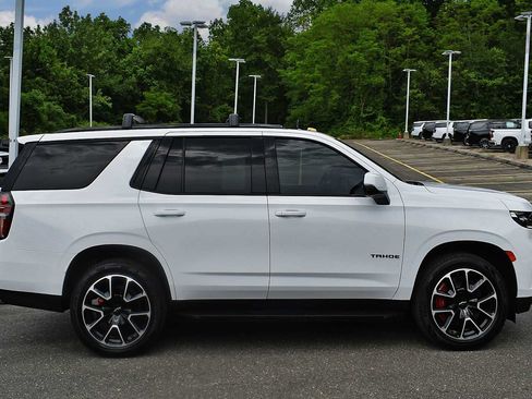 Used 2022 Chevrolet Tahoe RST w/ Sport Performance Package AWD/4WD image 8